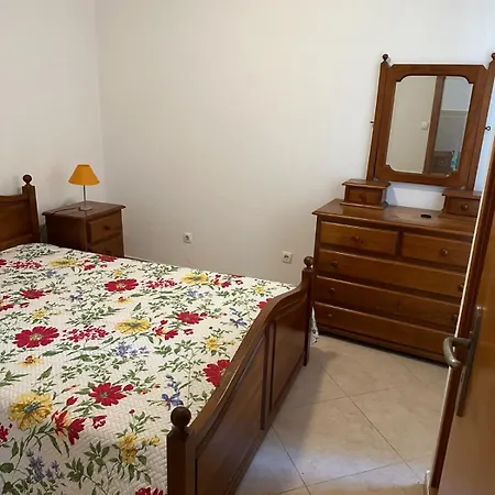 度假居 Ahs Moradia Tipica Portuguesa T2 Centro De 波尔蒂芒
